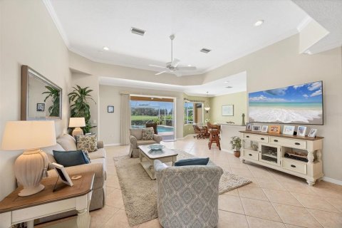 Villa ou maison à vendre à North Port, Floride: 3 chambres, 169.36 m2 № 2354530 - photo 13