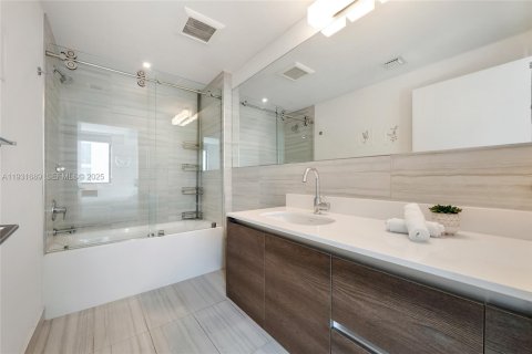 Copropriété à vendre à Coral Gables, Floride: 2 chambres, 83.15 m2 № 1990761 - photo 6