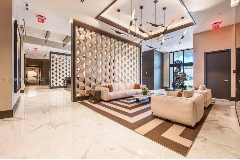 Copropriété à vendre à Coral Gables, Floride: 2 chambres, 83.15 m2 № 1990761 - photo 1