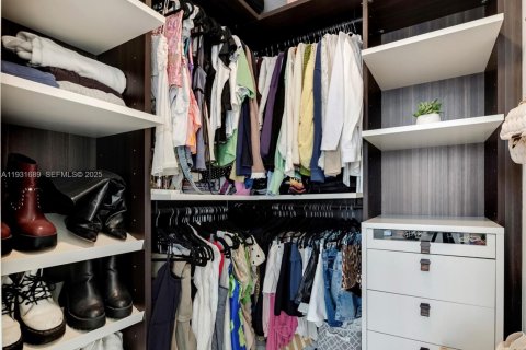 Copropriété à vendre à Coral Gables, Floride: 2 chambres, 83.15 m2 № 1990761 - photo 11