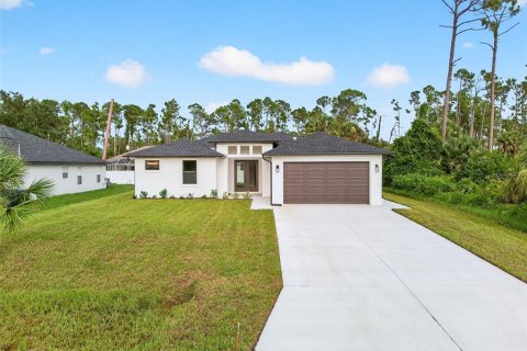 House in North Port, Florida 3 bedrooms, 144.93 sq.m. № 1835528 - photo 1