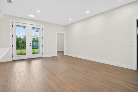House in North Port, Florida 3 bedrooms, 144.93 sq.m. № 1835528 - photo 14