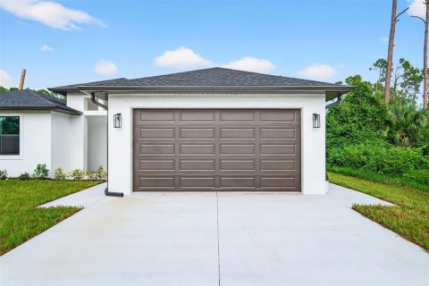 House in North Port, Florida 3 bedrooms, 144.93 sq.m. № 1835528 - photo 6