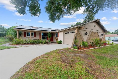 Casa en venta en Tampa, Florida, 4 dormitorios, 156.08 m2 № 1904674 - foto 3