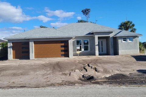 House in Rotonda, Florida 3 bedrooms, 176.61 sq.m. № 1718193 - photo 1