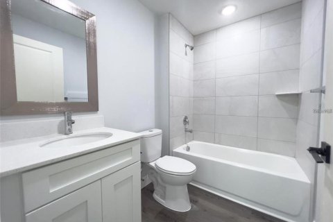 House in Summerfield, Florida 3 bedrooms, 93.92 sq.m. № 1915345 - photo 7