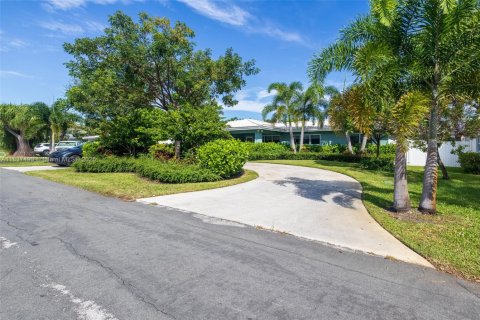 Villa ou maison à vendre à Pompano Beach, Floride: 3 chambres, 133.22 m2 № 1822157 - photo 21