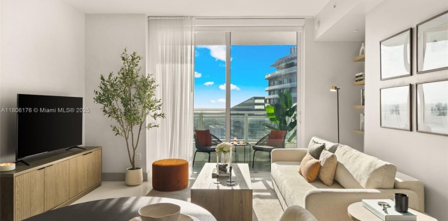 Студия в кондо в Майами, Флорида № 1960963