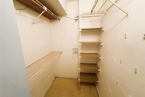 Condo in Lauderhill, Florida, 3 bedrooms  № 2170048 - photo 17