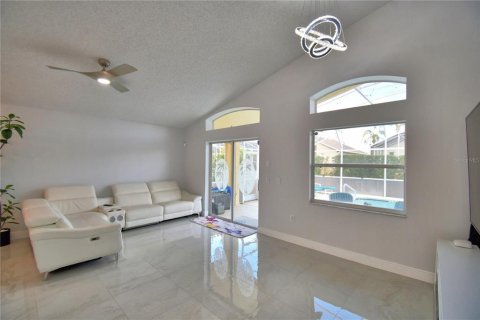 Villa ou maison à vendre à Davenport, Floride: 4 chambres, 142.23 m2 № 2135058 - photo 6
