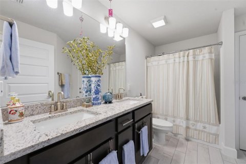 Villa ou maison à vendre à North Port, Floride: 4 chambres, 210.42 m2 № 2197971 - photo 19