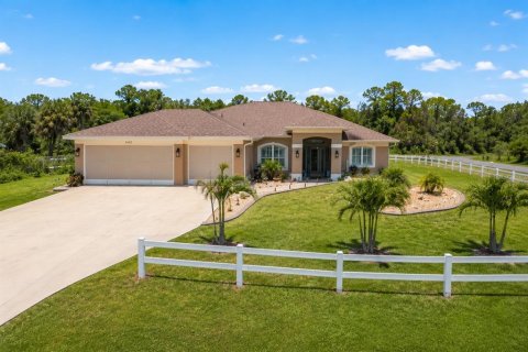 Villa ou maison à vendre à North Port, Floride: 4 chambres, 210.42 m2 № 2197971 - photo 2