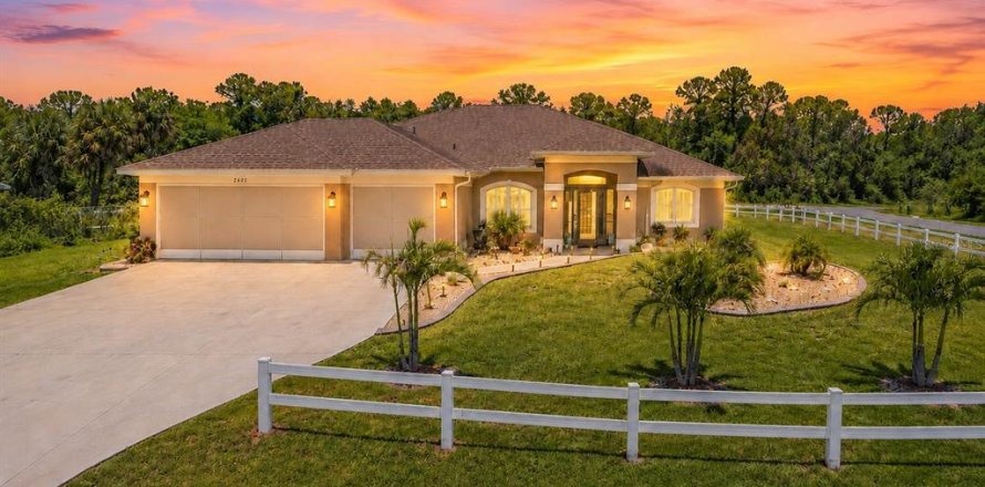 Villa ou maison à North Port, Floride 4 chambres, 210.42 m2 № 2197971