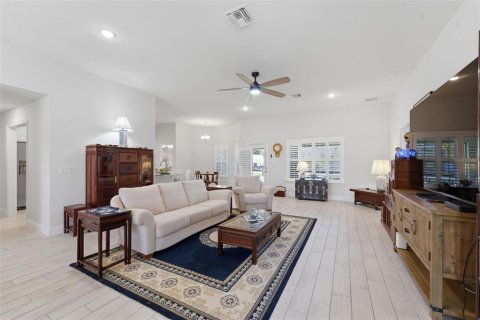 Villa ou maison à vendre à North Port, Floride: 4 chambres, 210.42 m2 № 2197971 - photo 8