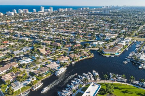 Condominio en venta en Pompano Beach, Florida, 2 dormitorios, 95.22 m2 № 2032883 - foto 2