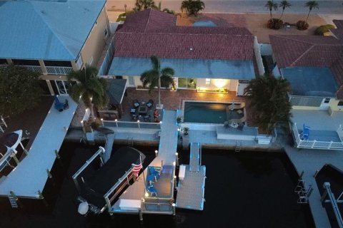 Casa en venta en New Port Richey, Florida, 3 dormitorios, 169.83 m2 № 1858343 - foto 2