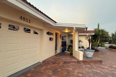 Casa en venta en New Port Richey, Florida, 3 dormitorios, 169.83 m2 № 1858343 - foto 6