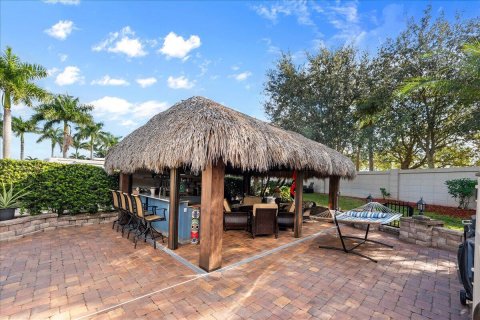 Commercial property in Port St. Lucie, Florida № 2081760 - photo 4