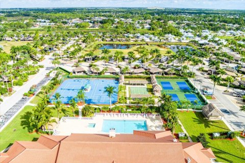 Commercial property in Port St. Lucie, Florida № 2081760 - photo 25