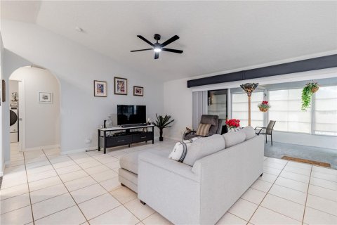 Villa ou maison à vendre à Tavares, Floride: 3 chambres, 194.63 m2 № 2314835 - photo 13