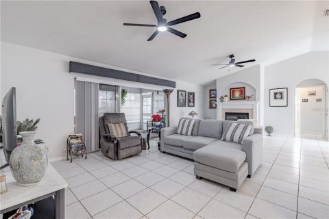 Villa ou maison à vendre à Tavares, Floride: 3 chambres, 194.63 m2 № 2314835 - photo 10