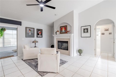 Villa ou maison à vendre à Tavares, Floride: 3 chambres, 194.63 m2 № 2314835 - photo 9