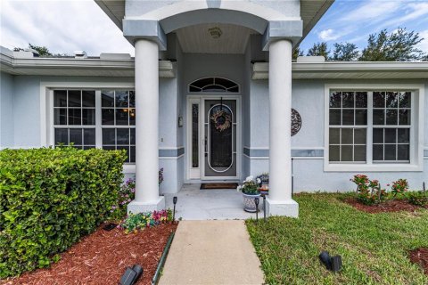 Villa ou maison à vendre à Tavares, Floride: 3 chambres, 194.63 m2 № 2314835 - photo 4