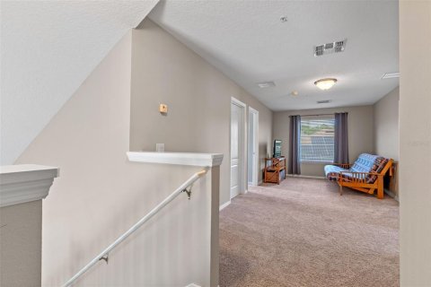 House in Orlando, Florida 5 bedrooms, 252.42 sq.m. № 1662708 - photo 26