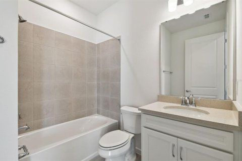 House in Parrish, Florida 2 bedrooms, 130.53 sq.m. № 1547035 - photo 17