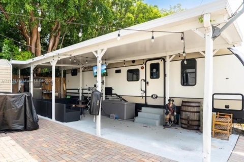 Apartamento en alquiler en Key Largo, Florida, 2 dormitorios № 1937360 - foto 10