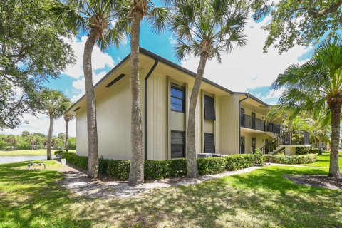 Copropriété à louer à Vero Beach, Floride: 2 chambres, 110.37 m2 № 2083344 - photo 3