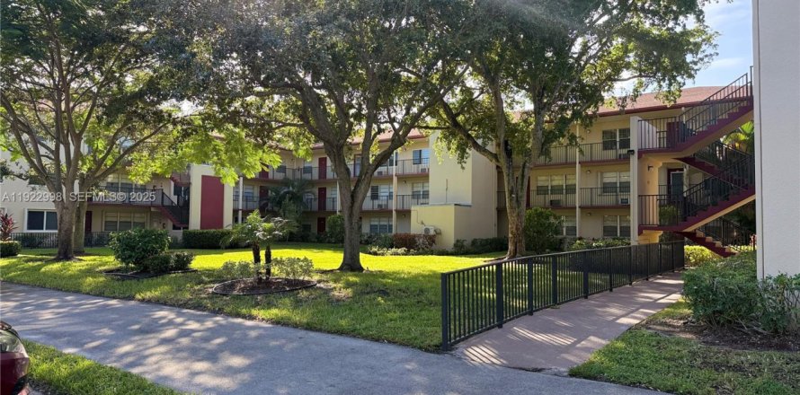 Condo à Pembroke Pines, Floride, 1 chambre  № 1976770