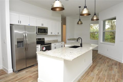 House in North Port, Florida 3 bedrooms, 168.25 sq.m. № 1812831 - photo 8