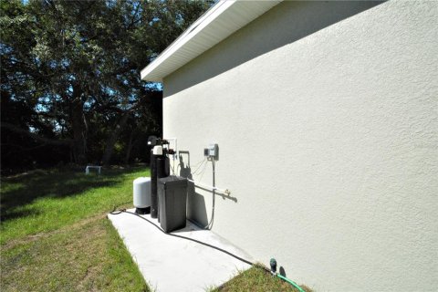 House in North Port, Florida 3 bedrooms, 168.25 sq.m. № 1812831 - photo 15