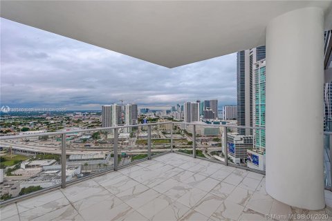 Кондоминиум с 1 спальней в Майами, Флорида № 2054957