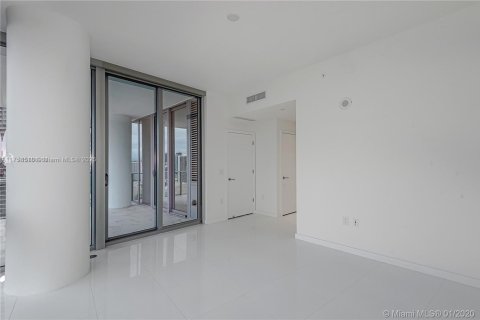 Купить кондоминиум в Майами, Флорида 1 спальня, 94.57м2, № 2054957 - фото 18