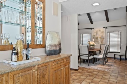 Villa ou maison à vendre à Tampa, Floride: 5 chambres, 412.76 m2 № 2431107 - photo 18