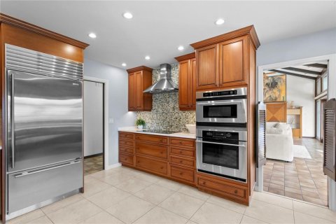 Villa ou maison à vendre à Tampa, Floride: 5 chambres, 412.76 m2 № 2431107 - photo 14