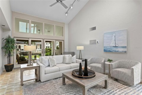 Villa ou maison à vendre à Tampa, Floride: 5 chambres, 412.76 m2 № 2431107 - photo 20