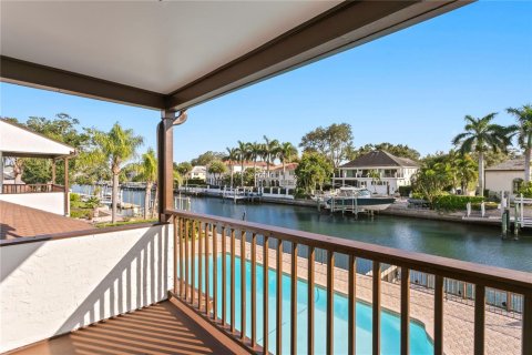 Villa ou maison à vendre à Tampa, Floride: 5 chambres, 412.76 m2 № 2431107 - photo 4
