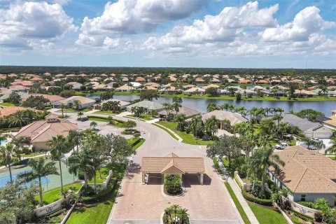 Villa ou maison à vendre à Sarasota, Floride: 4 chambres, 223.15 m2 № 1416818 - photo 17