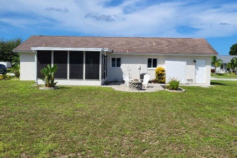 Villa ou maison à vendre à Port Charlotte, Floride: 2 chambres, 97.55 m2 № 1765804 - photo 18