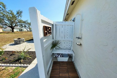 Villa ou maison à vendre à Port Charlotte, Floride: 2 chambres, 97.55 m2 № 1765804 - photo 19