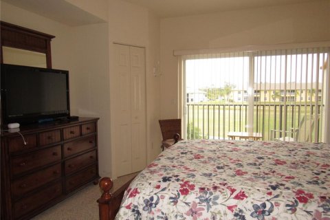 Townhouse in Punta Gorda, Florida 2 bedrooms, 107.21 sq.m. № 1773903 - photo 17