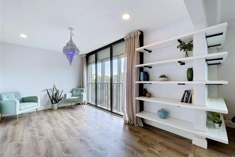 Copropriété à vendre à Saint Petersburg, Floride: 3 chambres, 144 m2 № 2215865 - photo 12