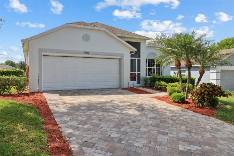 House in Clermont, Florida 3 bedrooms, 146.04 sq.m. № 1615885 - photo 5