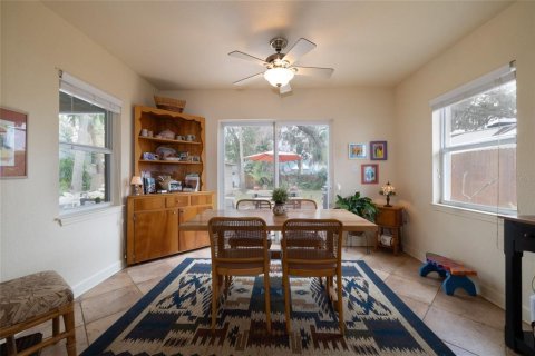 House in New Smyrna Beach, Florida 3 bedrooms, 118.64 sq.m. № 1548606 - photo 14