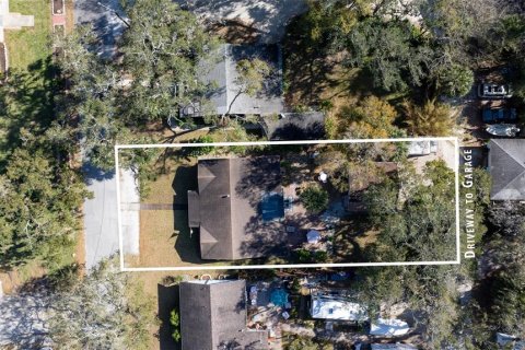 House in New Smyrna Beach, Florida 3 bedrooms, 118.64 sq.m. № 1548606 - photo 3