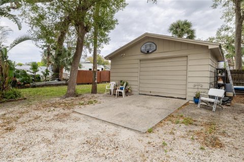 House in New Smyrna Beach, Florida 3 bedrooms, 118.64 sq.m. № 1548606 - photo 23