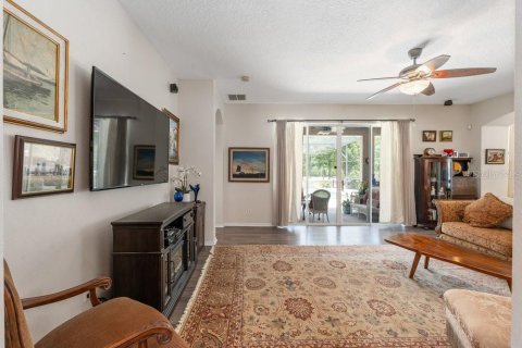 House in Eustis, Florida 5 bedrooms, 380.34 sq.m. № 1757971 - photo 11